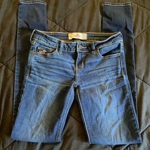 Hollister low-rise skinny jeans